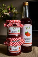 Jahodový sirup